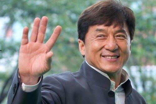 成龙爆料娱乐圈女演员,揭秘女演员背后的故事  第1张