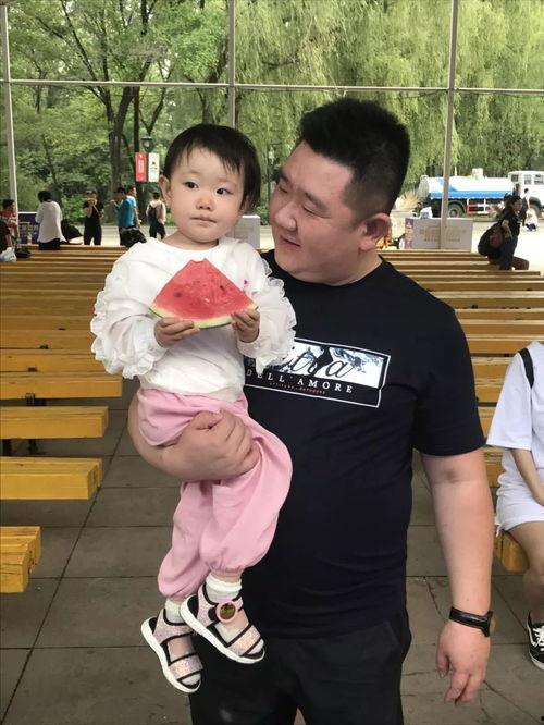 网红吃瓜小婉是谁,揭秘网络红人的幕后故事 第2张 网红吃瓜小婉是谁,揭秘网络红人的幕后故事 第2张